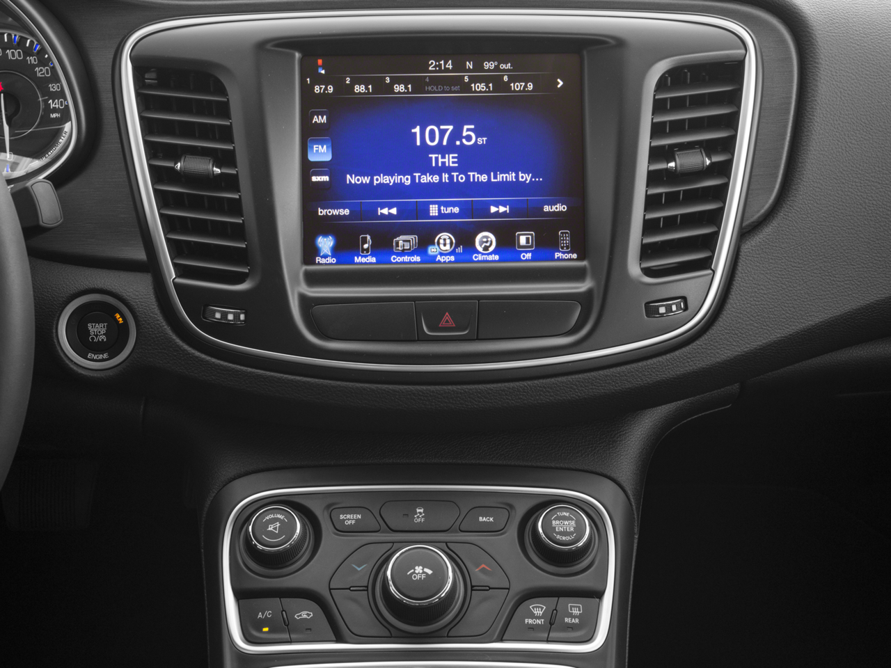 2016 Chrysler 200 Limited FWD