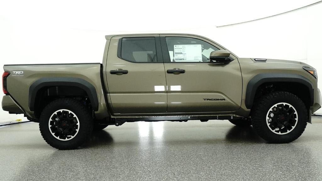 2026 Toyota Tacoma i-FORCE MAX TRD Off-Road i-FORCE MAX 4-Wheel Drive