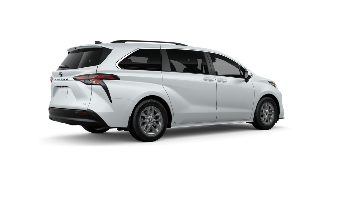 2026 Toyota Sienna XLE Front-Wheel Drive