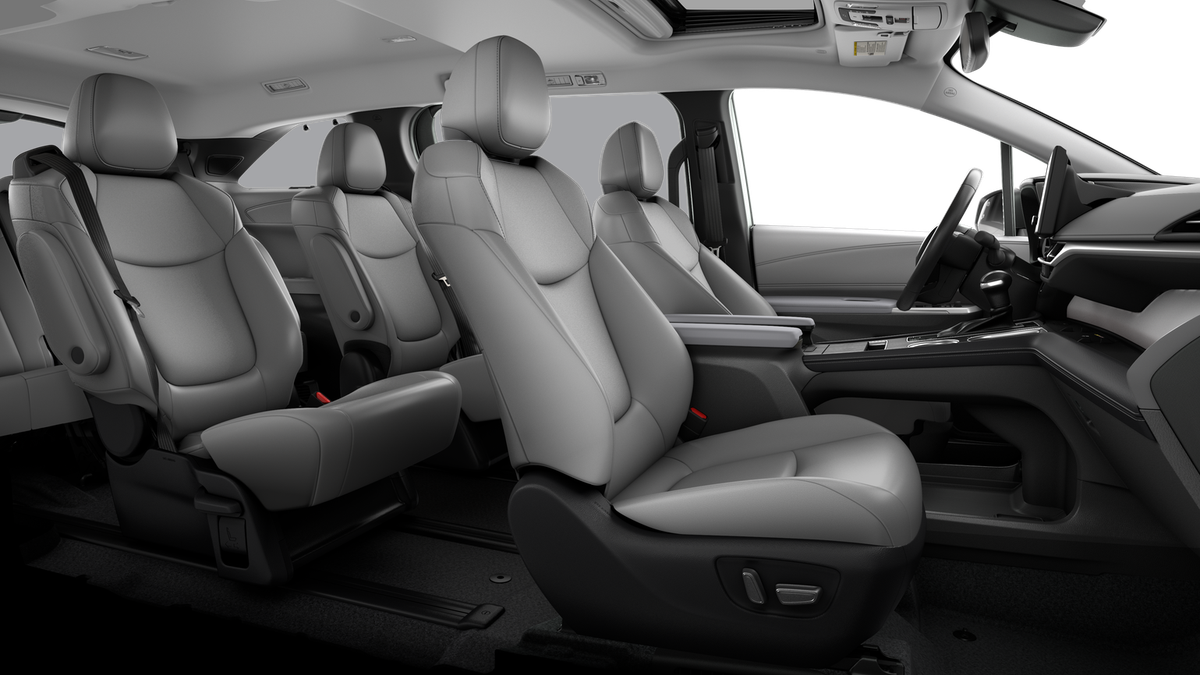 2026 Toyota Sienna XLE Front-Wheel Drive