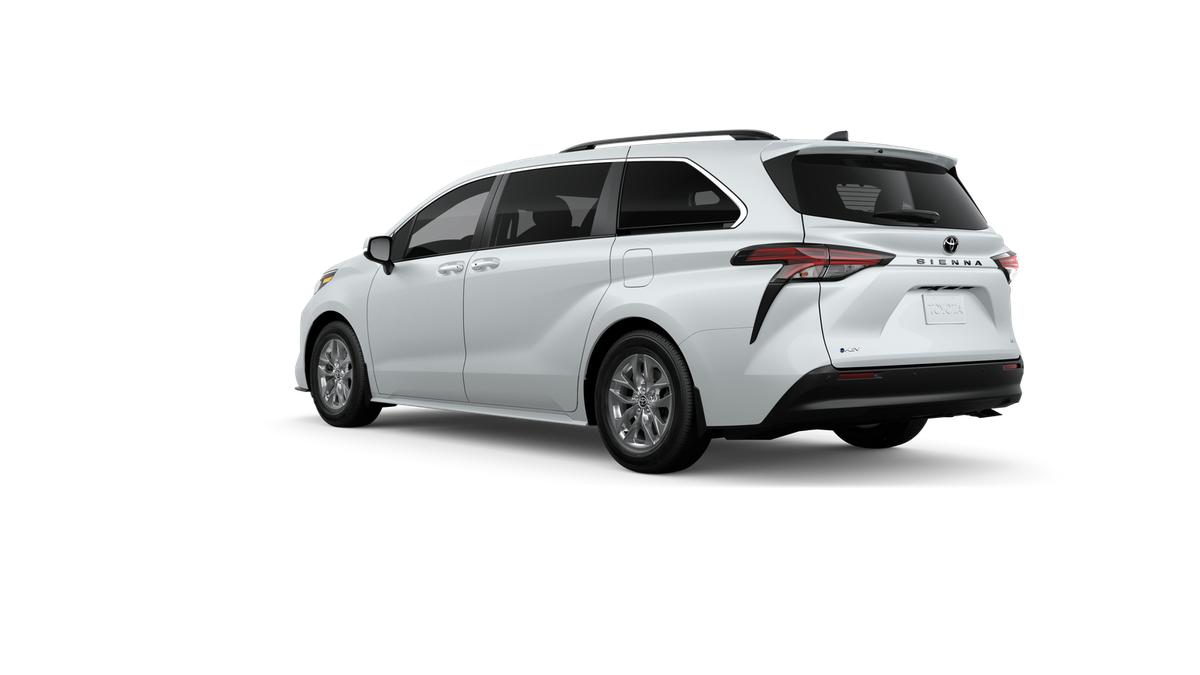 2026 Toyota Sienna XLE Front-Wheel Drive