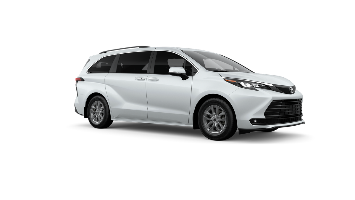 2026 Toyota Sienna XLE Front-Wheel Drive