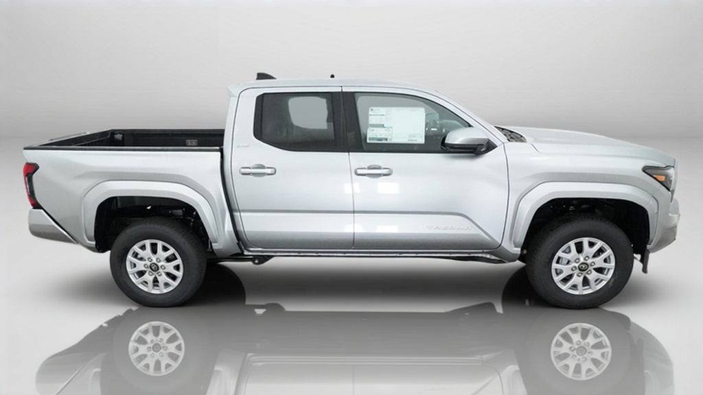 2026 Toyota Tacoma SR5 RWD