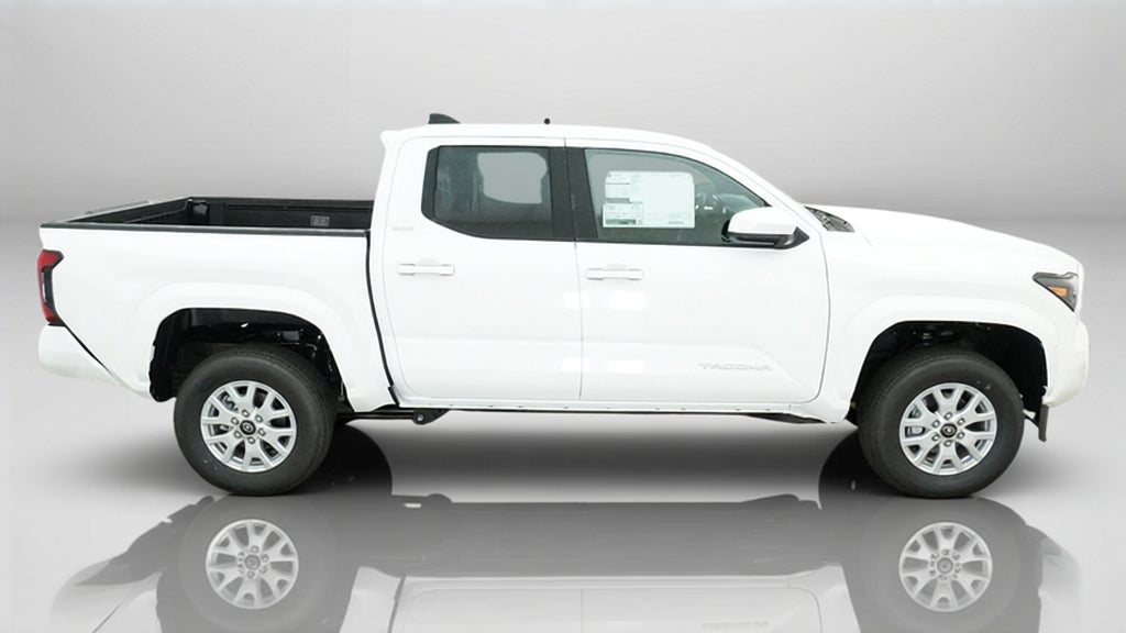2026 Toyota Tacoma SR5 RWD
