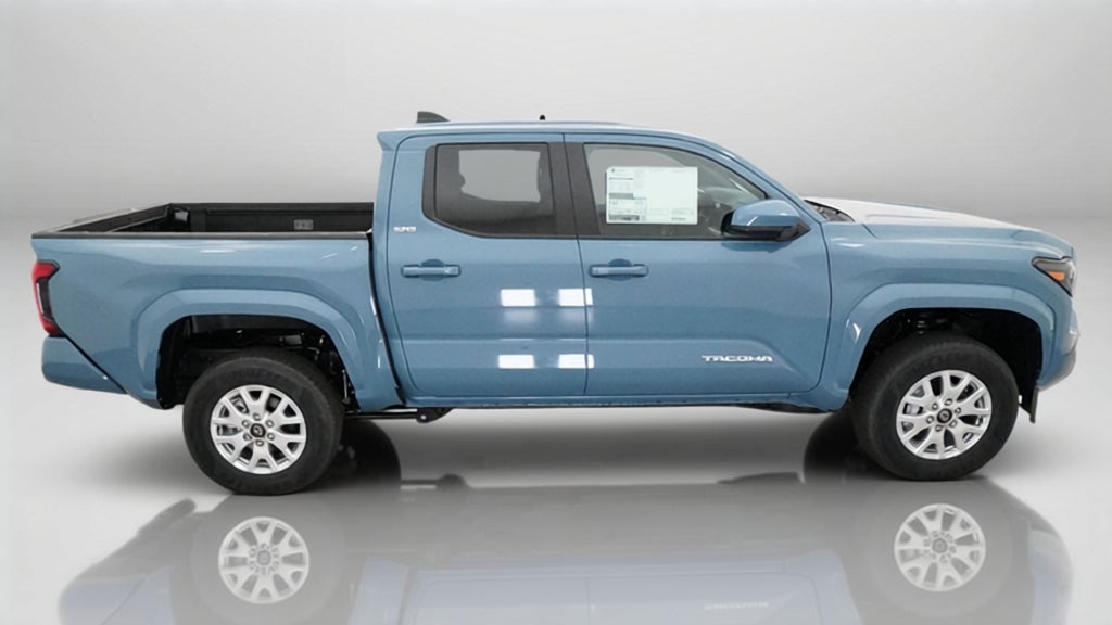 2026 Toyota Tacoma SR5 RWD