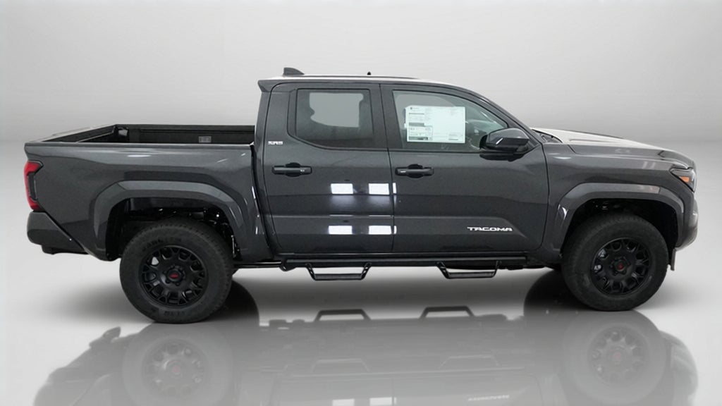2026 Toyota Tacoma SR5 4WD