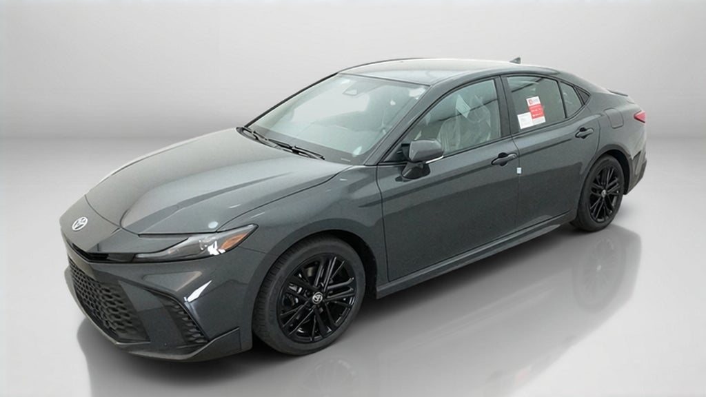 2026 Toyota Camry SE FWD