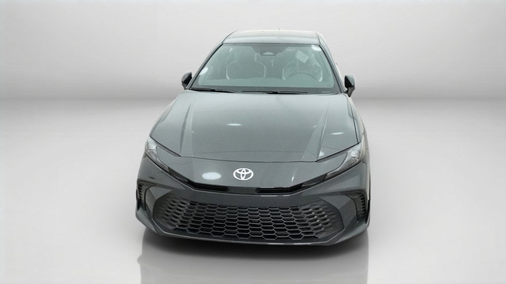 2026 Toyota Camry SE FWD