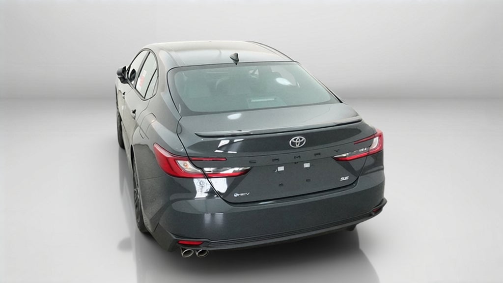 2026 Toyota Camry SE FWD