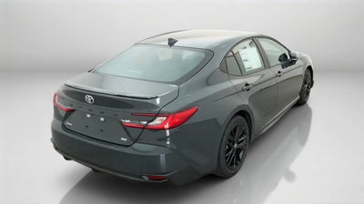 2026 Toyota Camry SE FWD