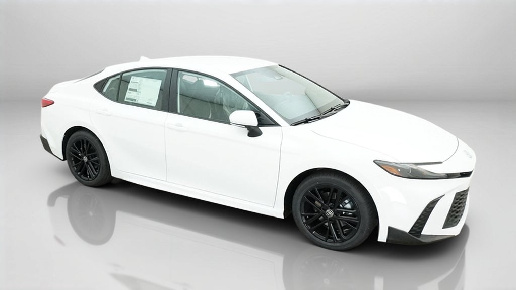 2026 Toyota Camry SE FWD