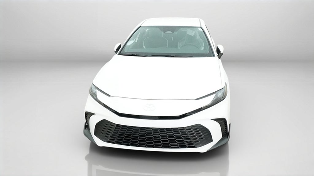 2026 Toyota Camry SE FWD