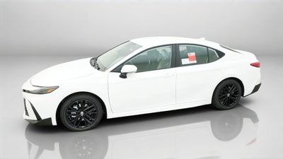 2026 Toyota Camry SE FWD