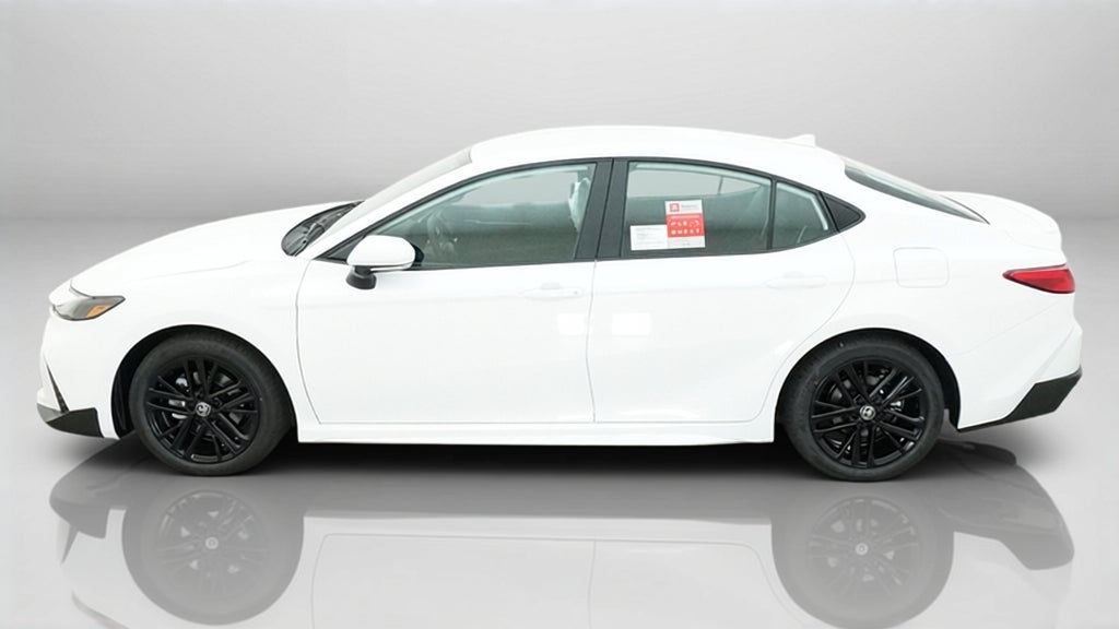 2026 Toyota Camry SE FWD