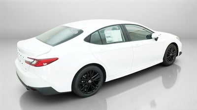 2026 Toyota Camry SE FWD