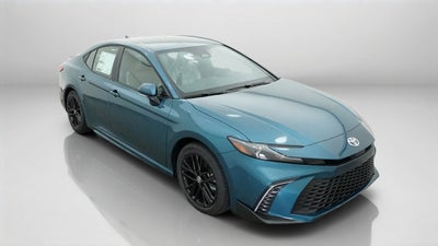2026 Toyota Camry SE FWD
