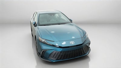 2026 Toyota Camry SE FWD