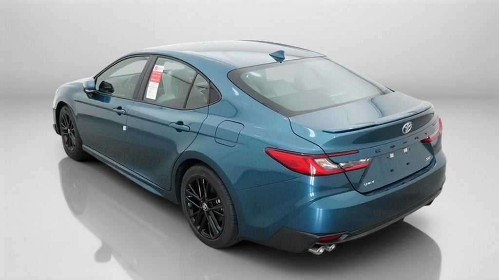 2026 Toyota Camry SE FWD