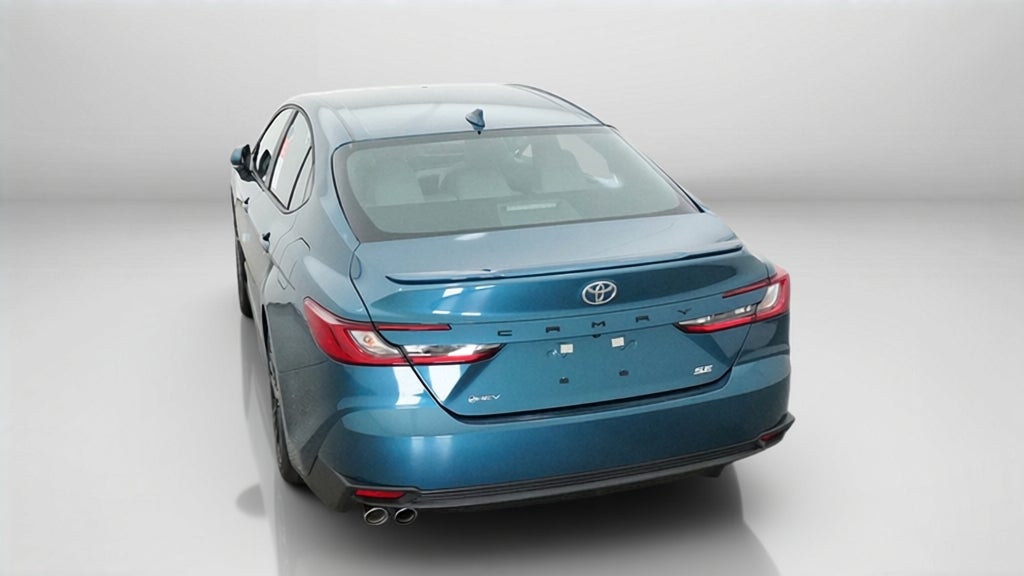 2026 Toyota Camry SE FWD