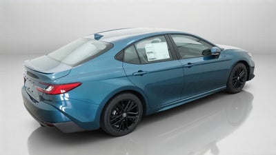 2026 Toyota Camry SE FWD
