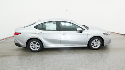 2026 Toyota Camry LE FWD