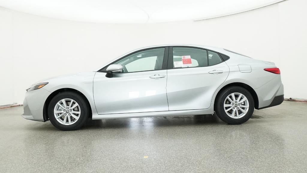 2026 Toyota Camry LE FWD