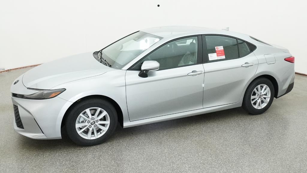 2026 Toyota Camry LE FWD