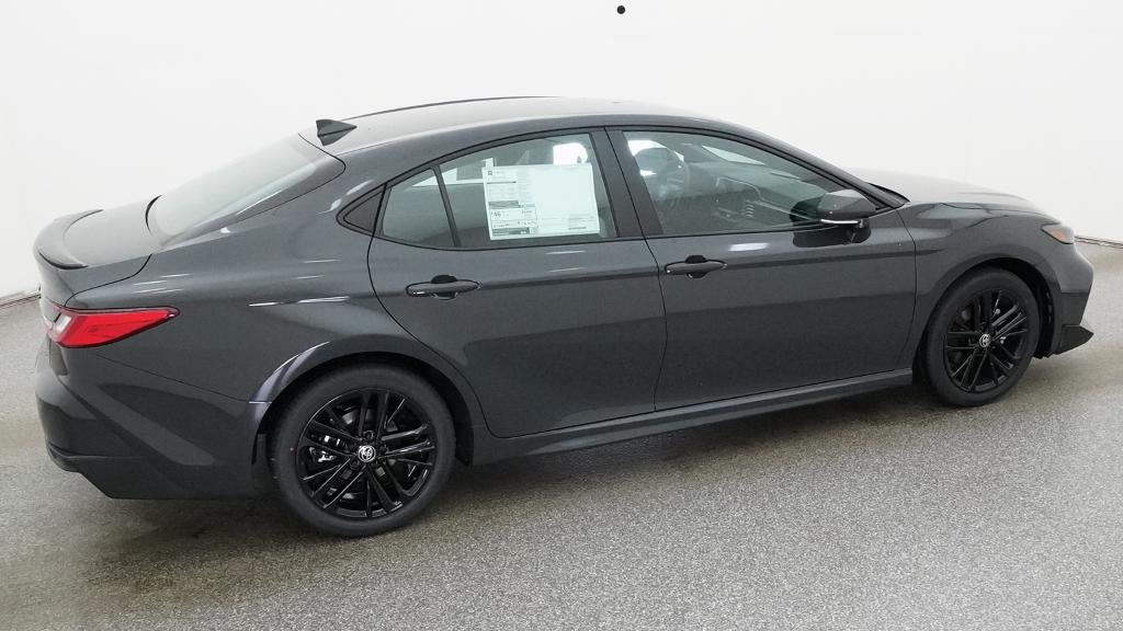 2026 Toyota Camry SE FWD