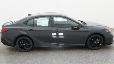 2026 Toyota Camry SE FWD