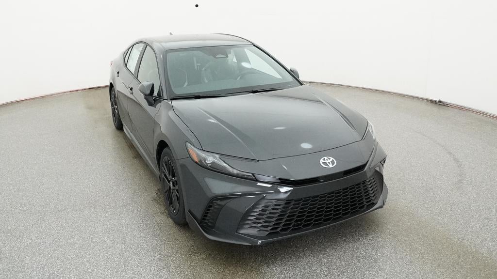 2026 Toyota Camry SE FWD