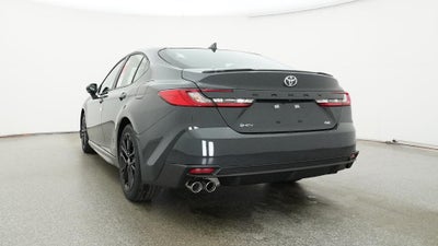 2026 Toyota Camry SE FWD