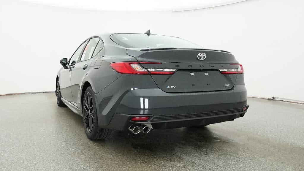 2026 Toyota Camry SE FWD