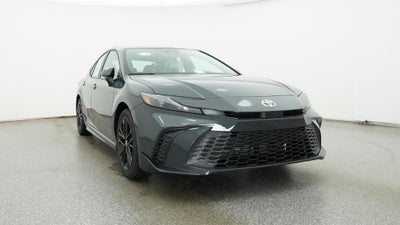 2026 Toyota Camry SE FWD