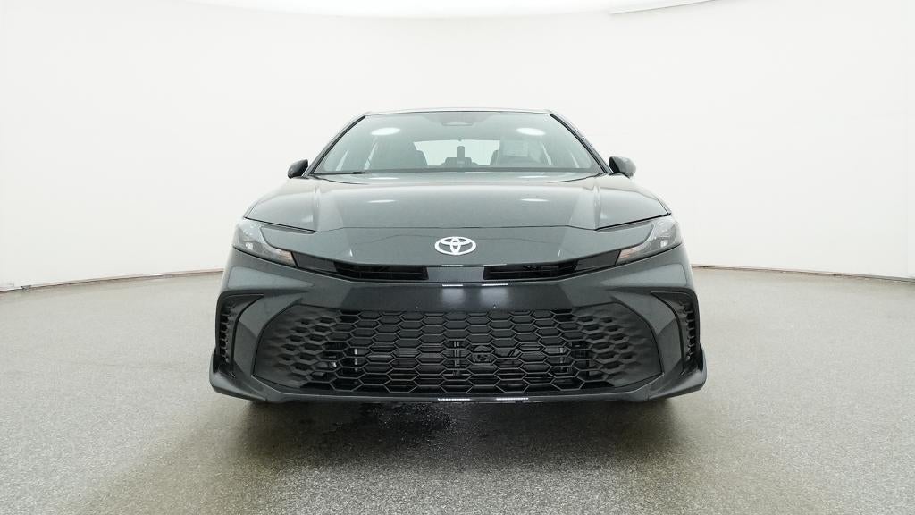 2026 Toyota Camry SE FWD