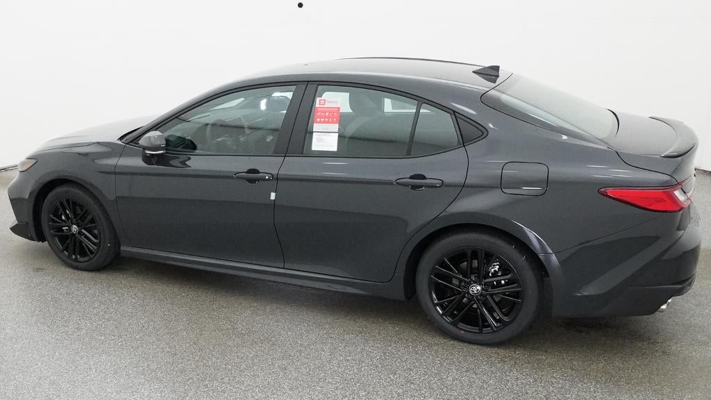 2026 Toyota Camry SE FWD