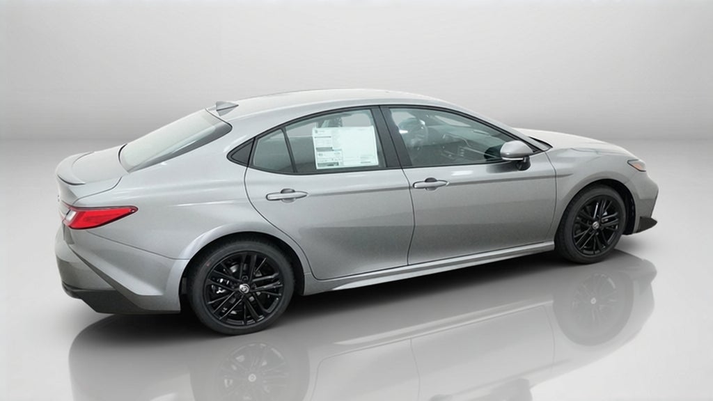 2027 Toyota Camry SE FWD