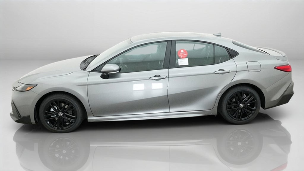 2027 Toyota Camry SE FWD