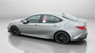 2027 Toyota Camry SE FWD