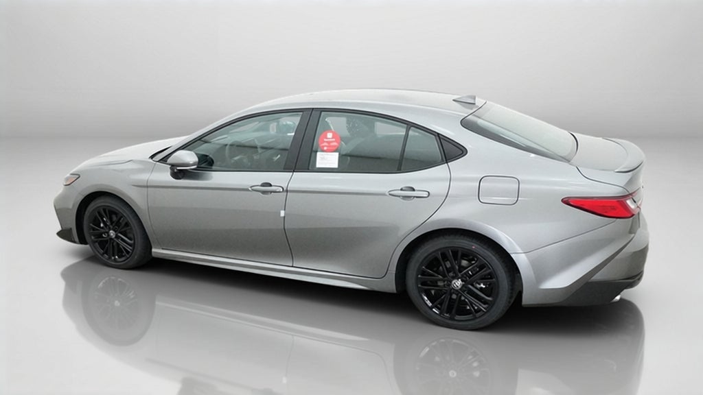 2027 Toyota Camry SE FWD