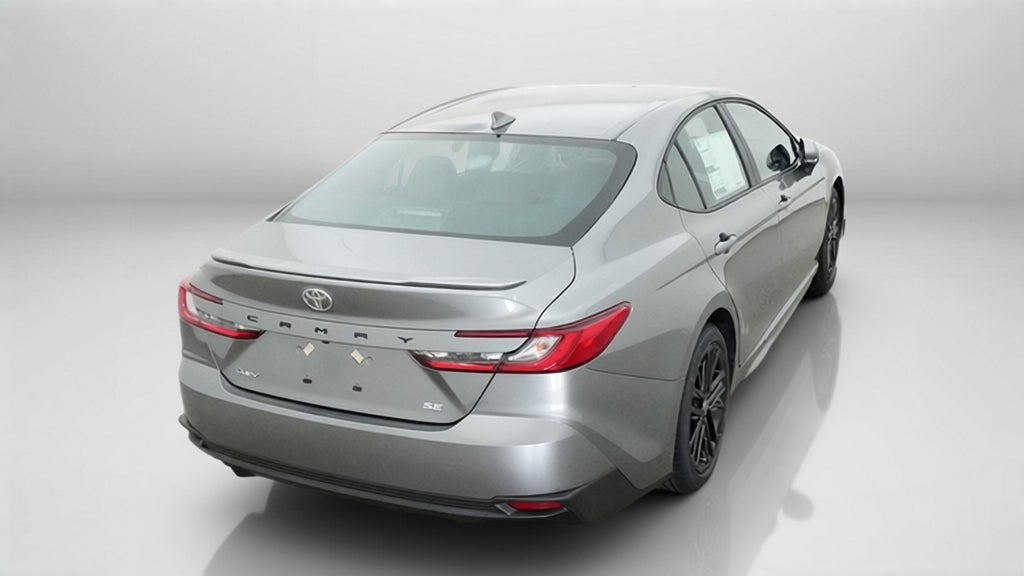 2027 Toyota Camry SE FWD