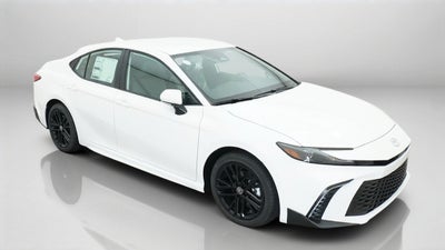 2026 Toyota Camry SE FWD