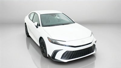 2026 Toyota Camry SE FWD