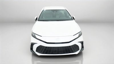 2026 Toyota Camry SE FWD