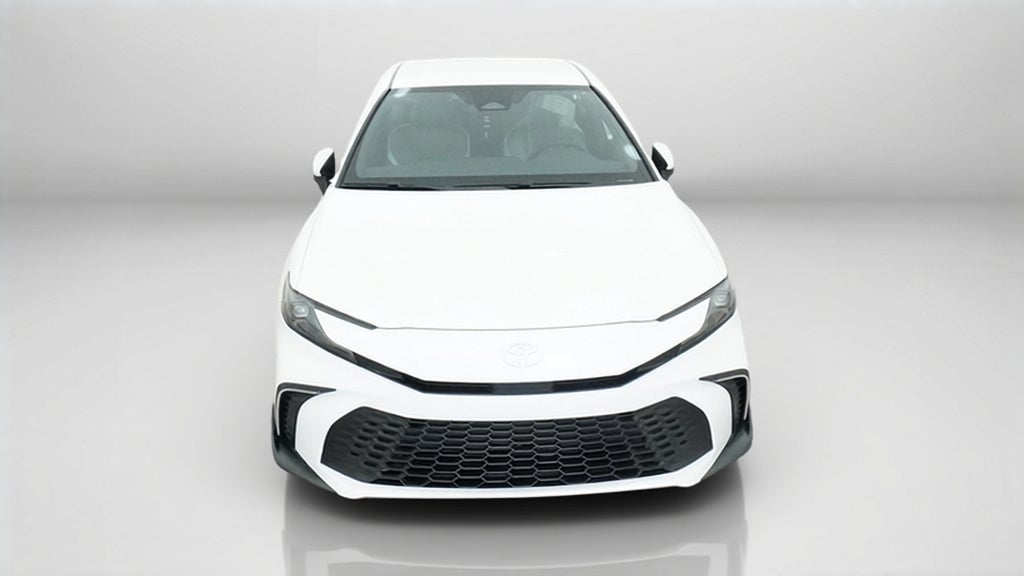 2026 Toyota Camry SE FWD