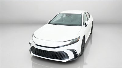 2026 Toyota Camry SE FWD