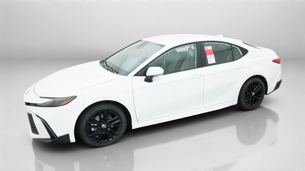 2026 Toyota Camry SE FWD
