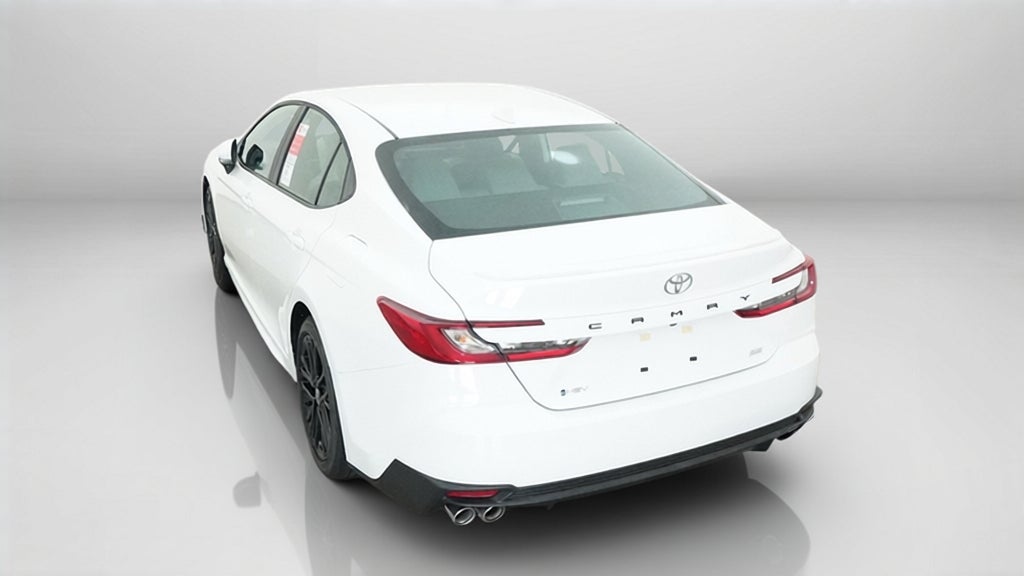 2026 Toyota Camry SE FWD