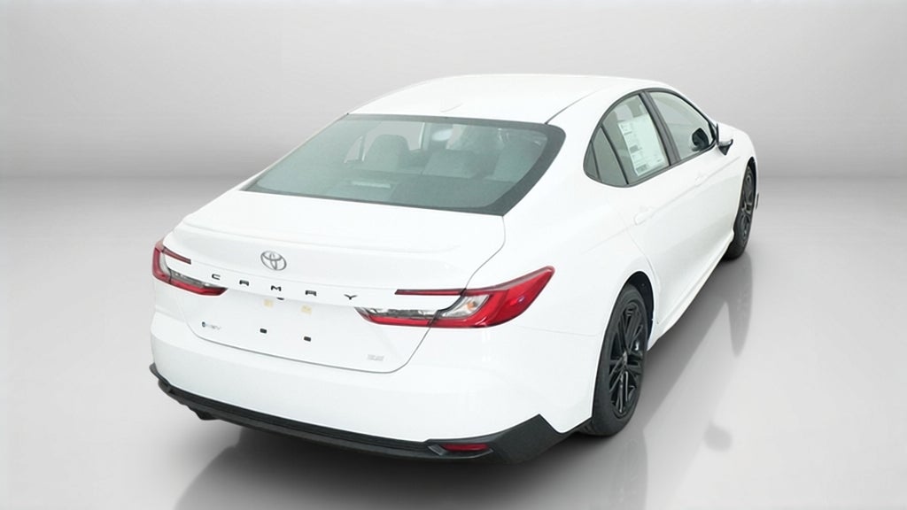 2026 Toyota Camry SE FWD