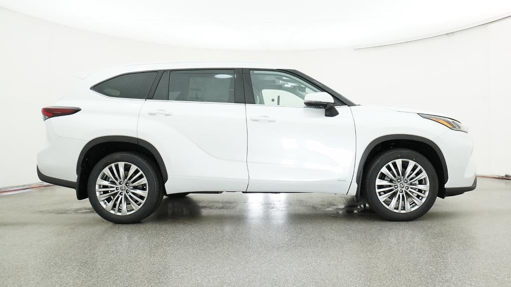 2026 Toyota Highlander Hybrid Hybrid Platinum