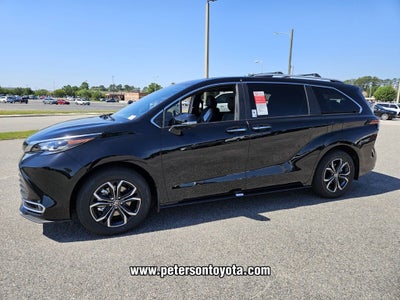 2026 Toyota Sienna Platinum 7 Passenger